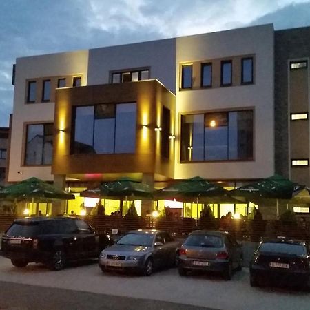 Hotel Excellence Bucarest Extérieur photo