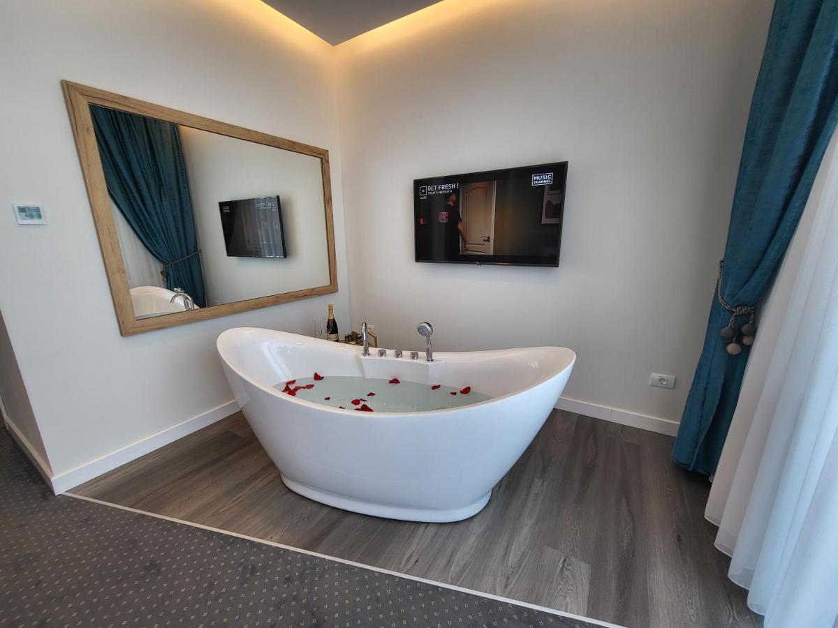 Hotel Excellence Bucarest Extérieur photo