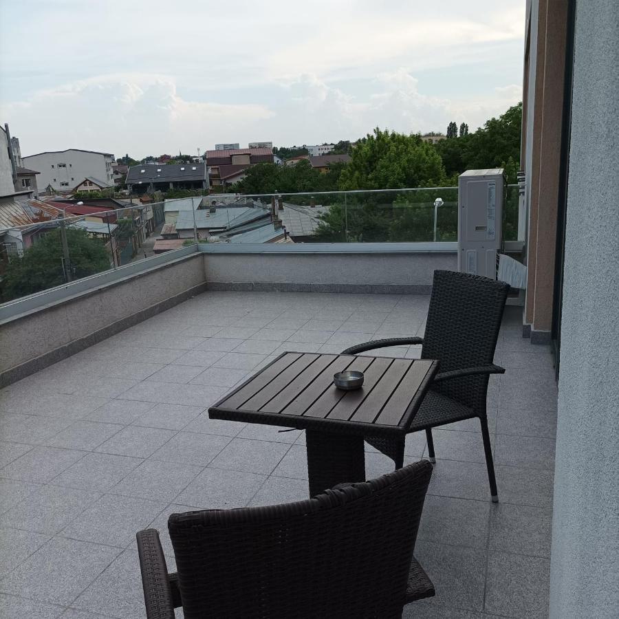 Hotel Excellence Bucarest Extérieur photo
