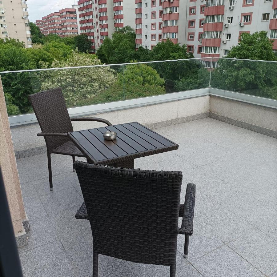 Hotel Excellence Bucarest Extérieur photo